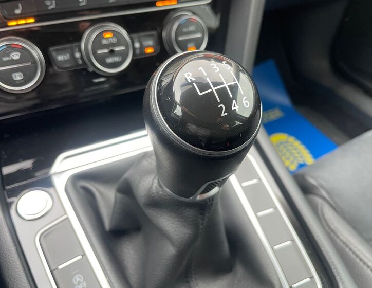 Volkswagen Passat 24