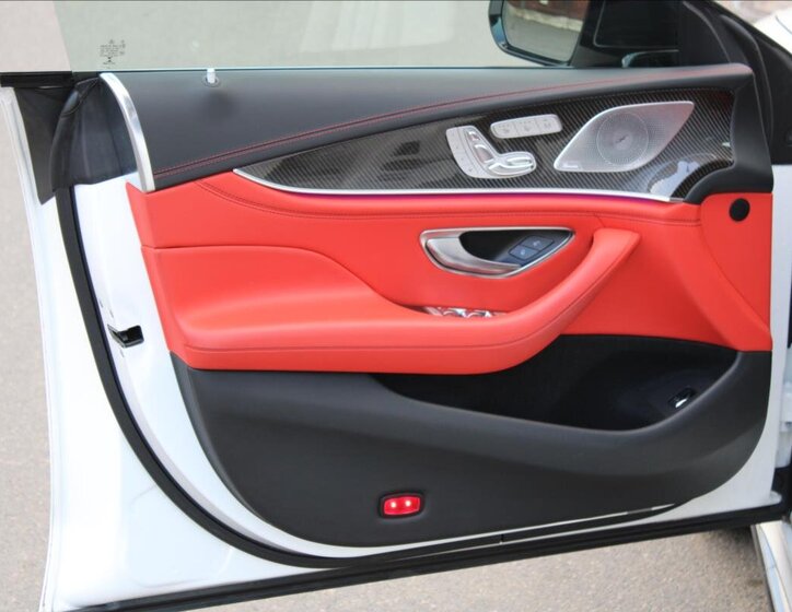 Mercedes-Benz AMG GT Kombi 4,0 l 430 kw