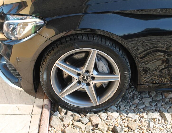 Mercedes-Benz Třídy C Kombi 2,1 l 150 kw