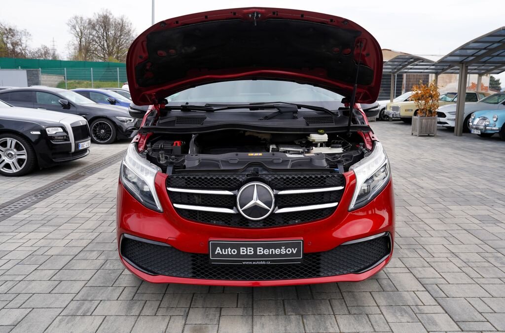 Mercedes-Benz Třídy V MPV 2,0 l 176 kw