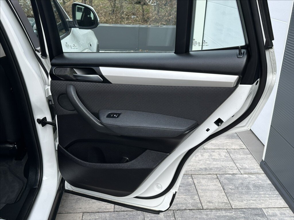 BMW X3 SUV / Terénní 2,0 l 180 kw