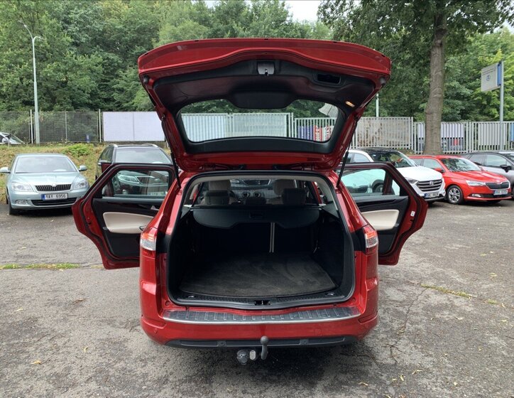 Ford Mondeo Kombi 2,0 l 120 kw