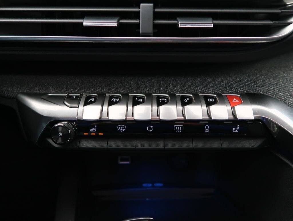 Peugeot 5008 SUV / Terénní 1,2 l 96 kw