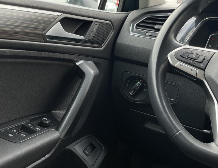 Volkswagen Tiguan Allspace SUV / Terénní 2,0 l 110 kw