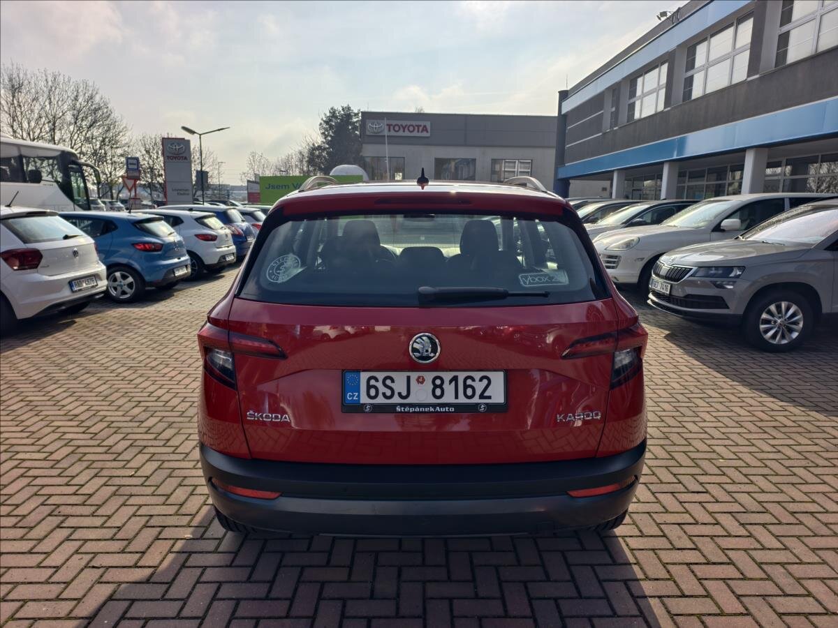 Škoda Karoq SUV 1,5 l 110 kw