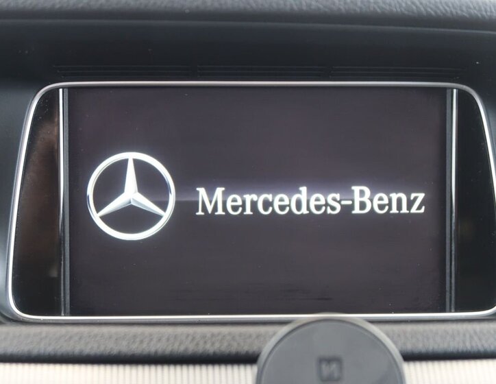 Mercedes-Benz Třídy E Kombi 3,0 l 190 kw