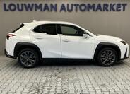 Lexus UX 300h 14