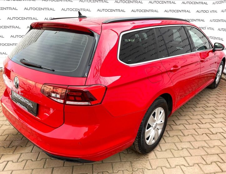 Volkswagen Passat Kombi 2,0 l 90 kw
