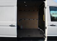 Volkswagen Crafter 18