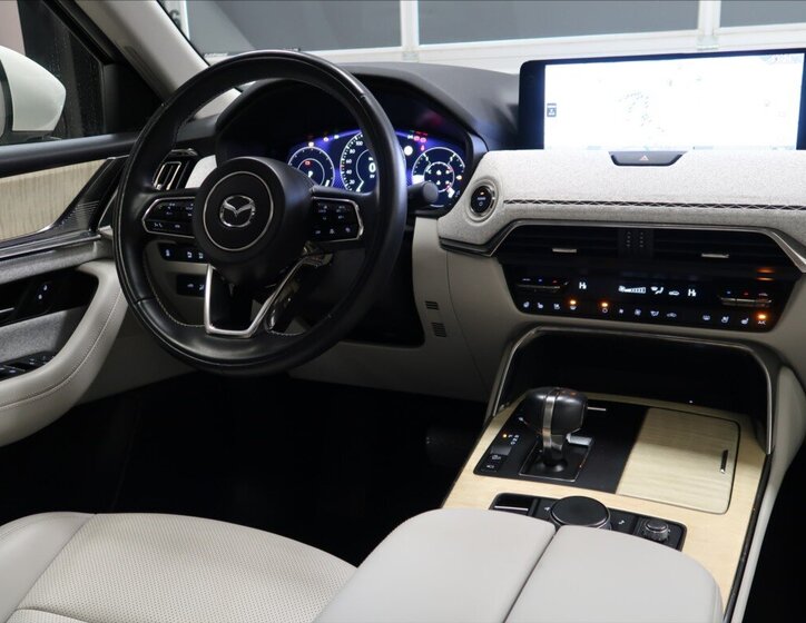 Mazda CX-60 SUV / Terénní 2,5 l 241 kw