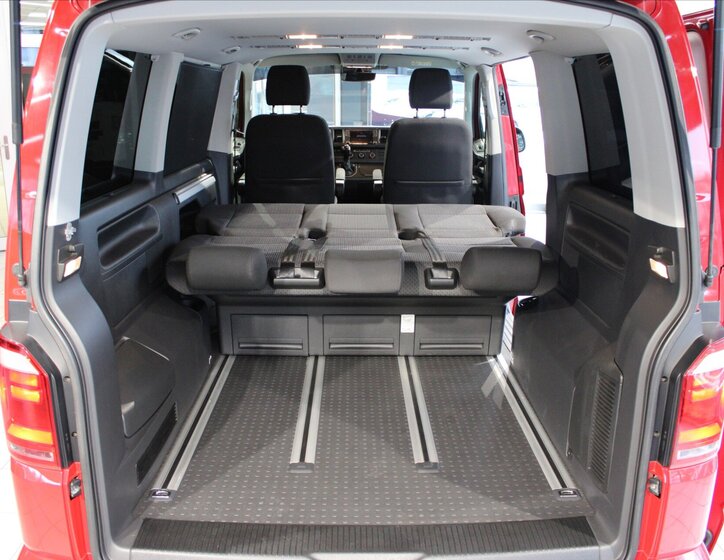 Volkswagen Multivan MPV 2,0 l 110 kw