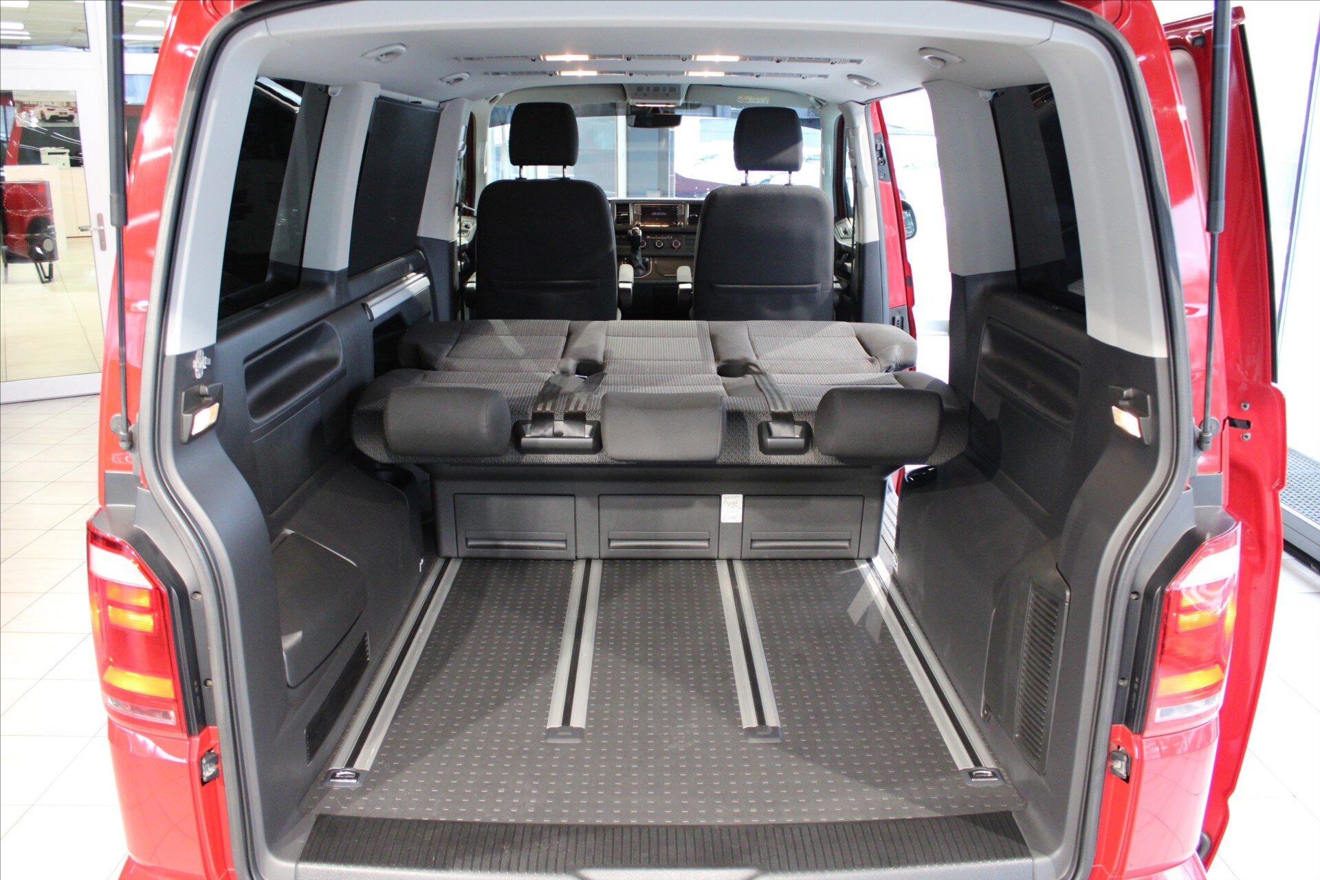 Volkswagen Multivan MPV 2,0 l 110 kw