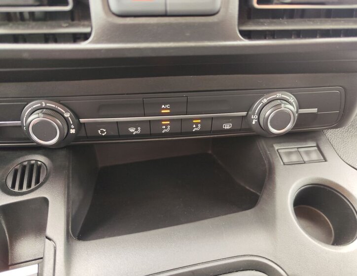 Peugeot Rifter MPV 1,5 l 75 kw