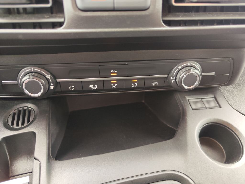 Peugeot Rifter MPV 1,5 l 75 kw