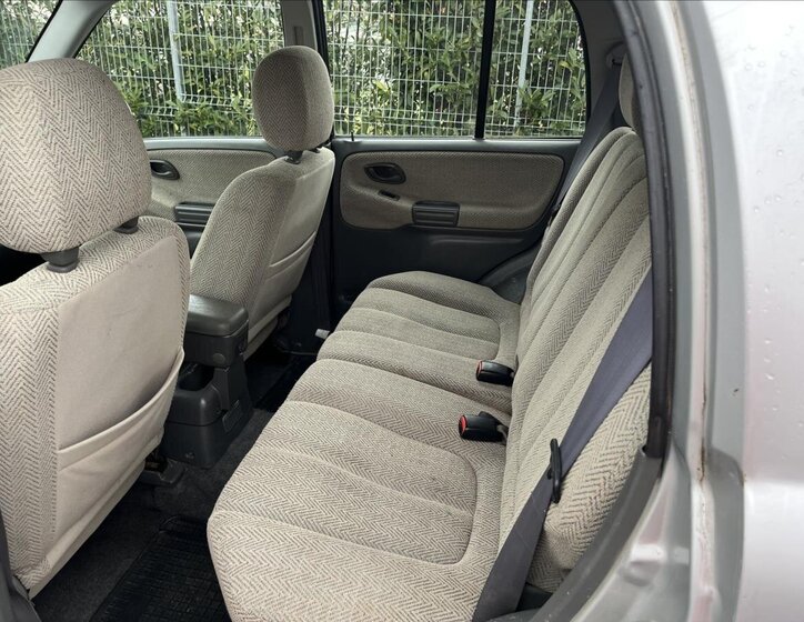 Suzuki Grand Vitara 12