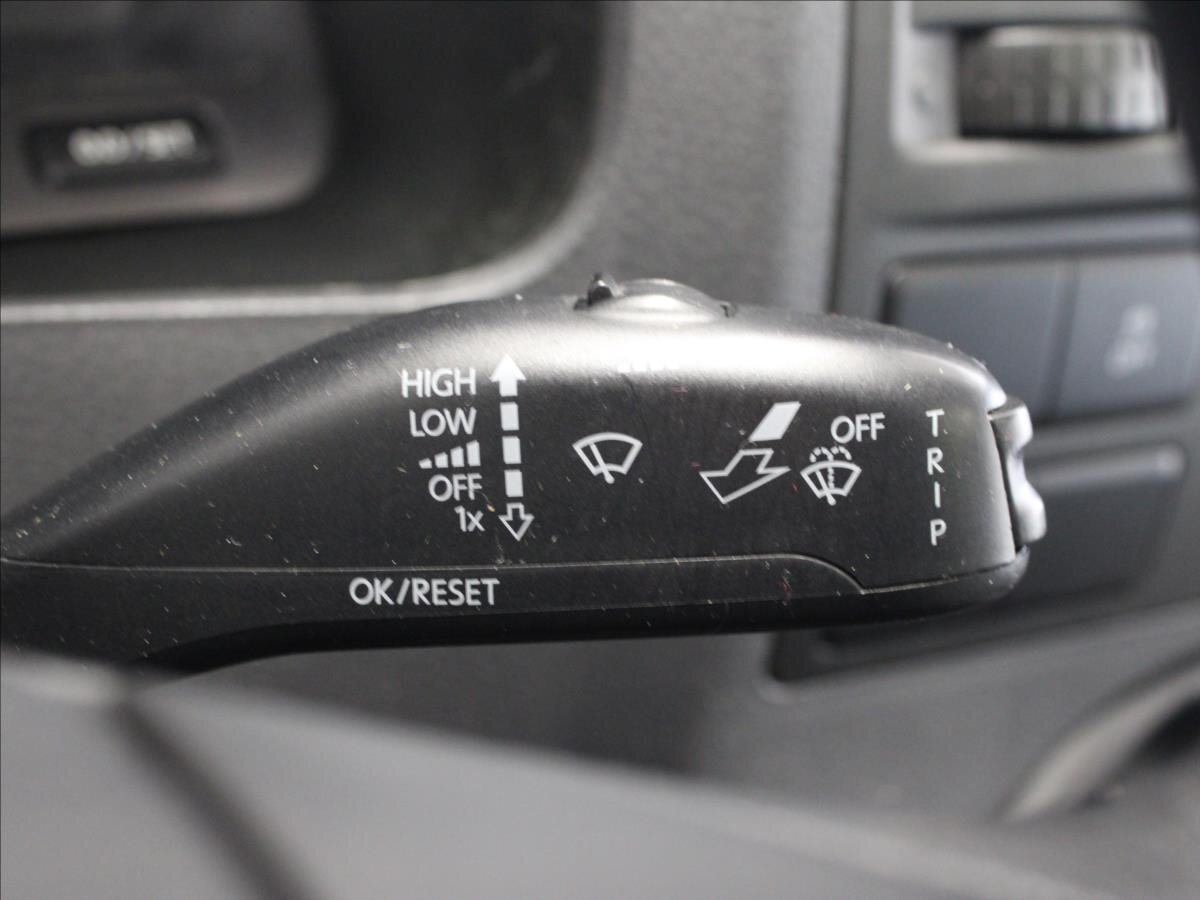 Volkswagen Transporter Kombi 2,0 l 103 kw