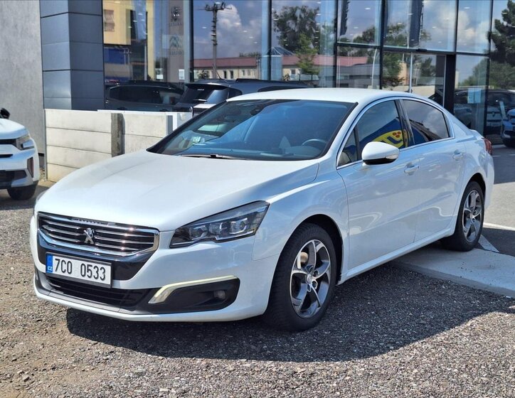 Peugeot 508 1