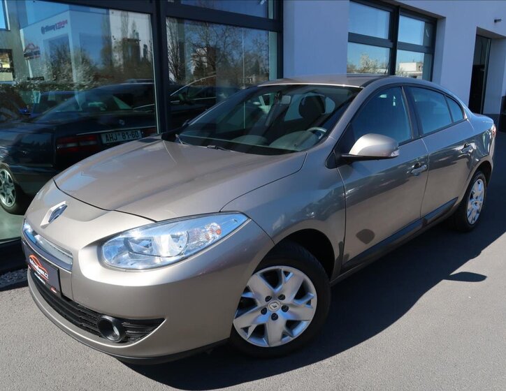 Renault Fluence Sedan / Limuzína 1,6 l 81 kw