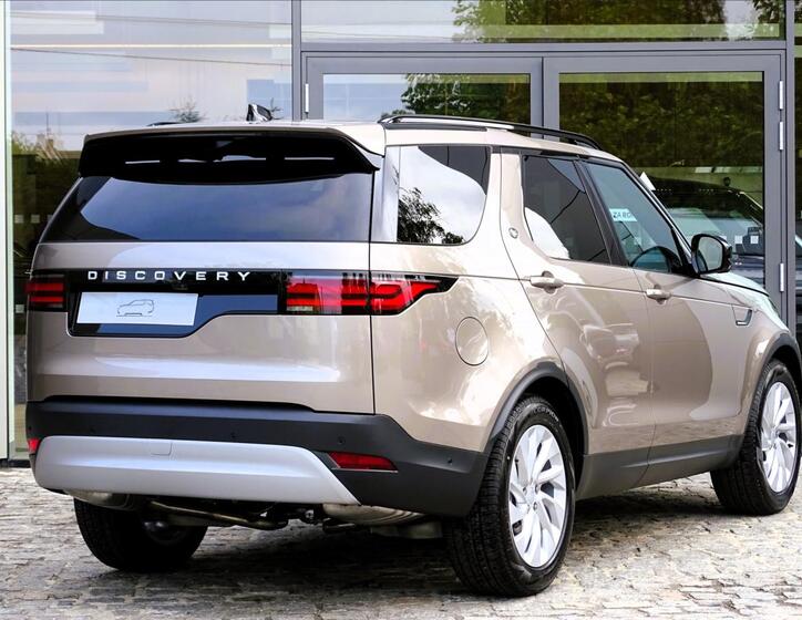 Land Rover Discovery 4