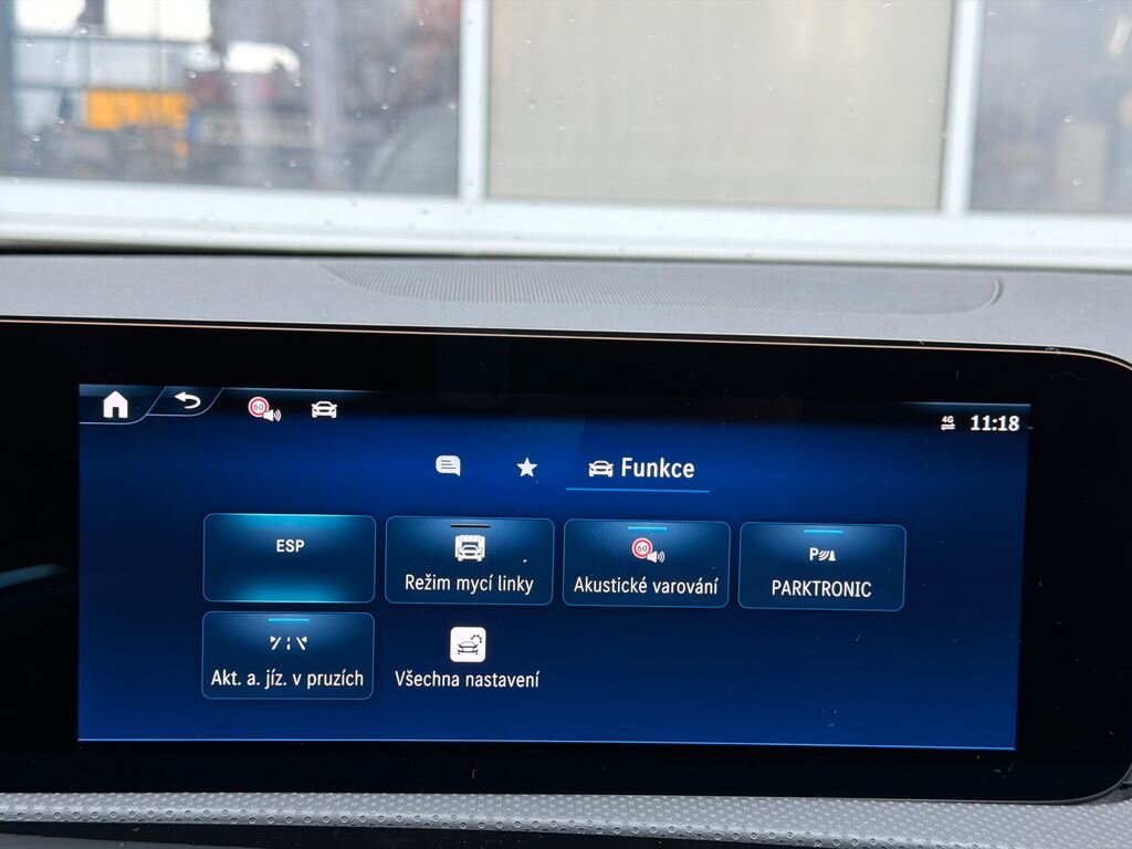 Mercedes-Benz CLA Sedan / Limuzína 2,0 l 110 kw