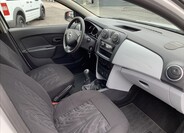 Dacia Sandero 16