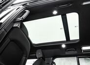 Land Rover Defender 18