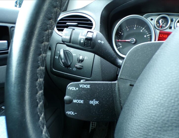 Ford Focus Kombi 1,6 l 74 kw