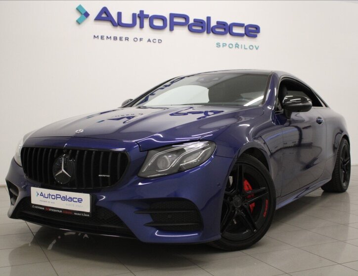 Mercedes-Benz Třídy E Kupé 2,0 l 143 kw