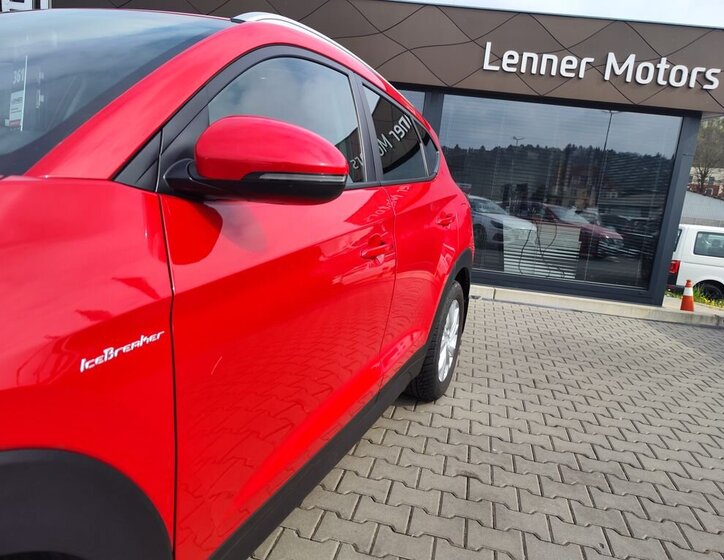 Hyundai Tucson SUV / Terénní 1,6 l 100 kw