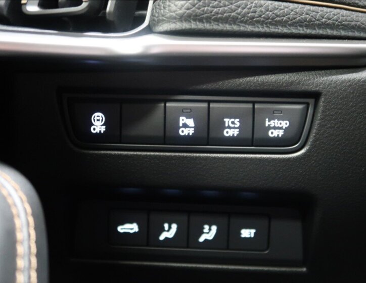 Mazda CX-60 SUV / Terénní 3,3 l 187 kw