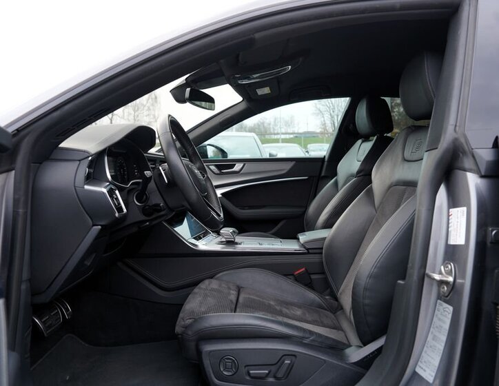 Audi A7 Sedan / Limuzína 3,0 l 210 kw