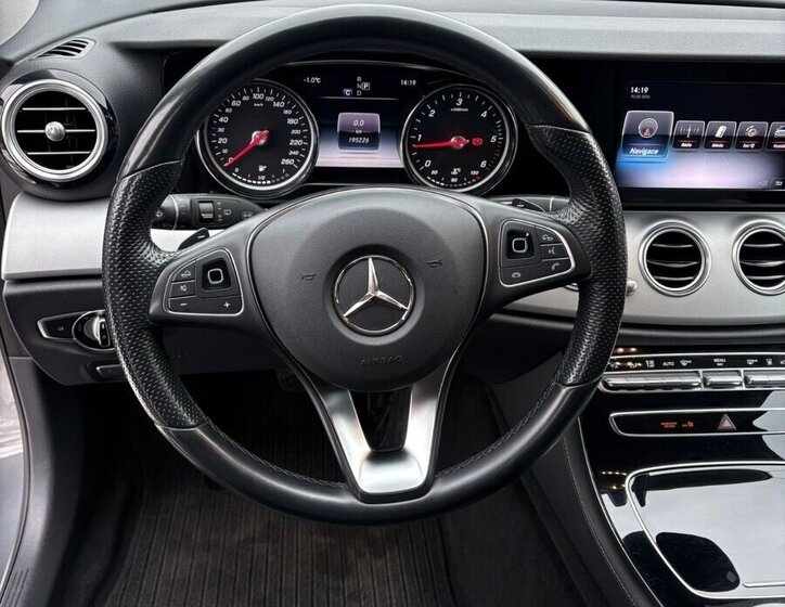 Mercedes-Benz Třídy E Kombi 0,0 0