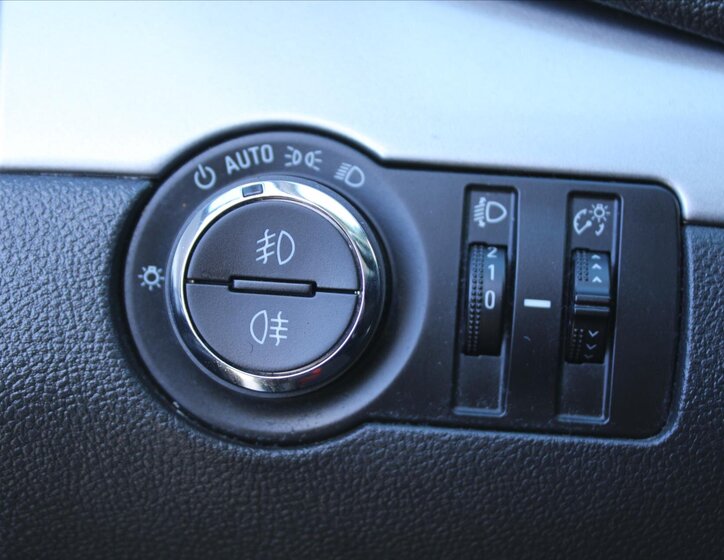 Opel Mokka SUV / Terénní 1,7 l 96 kw