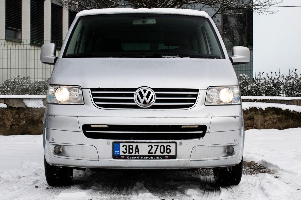 Volkswagen Ostatní VAN-Minibus 2,5 l 128 kw