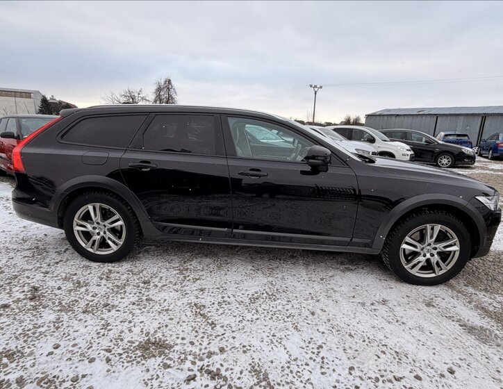 Volvo V90 Kombi 2,0 l 184 kw