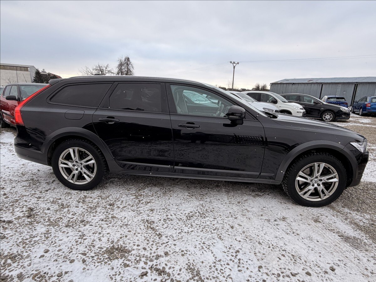 Volvo V90 Kombi 2,0 l 184 kw