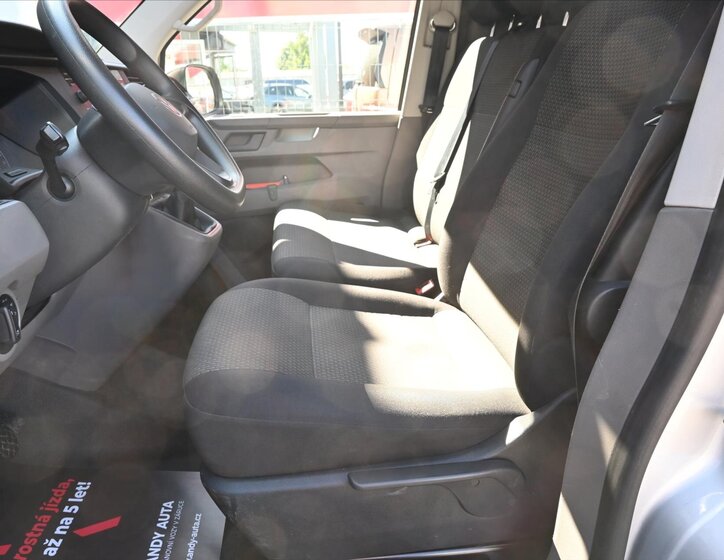 Volkswagen Transporter 8