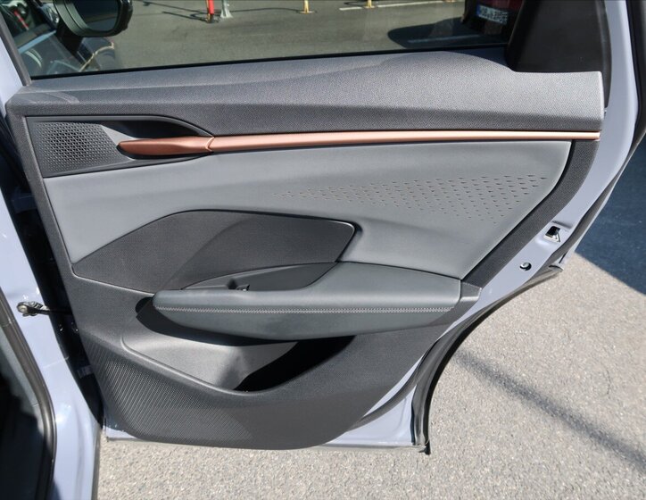 Cupra Terramar SUV / Terénní 2,0 l 195 kw