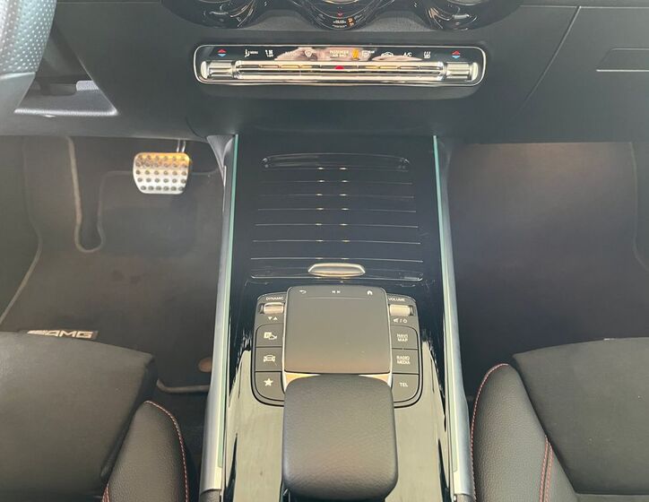 Mercedes-Benz EQB 15