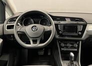 Volkswagen Touran 5