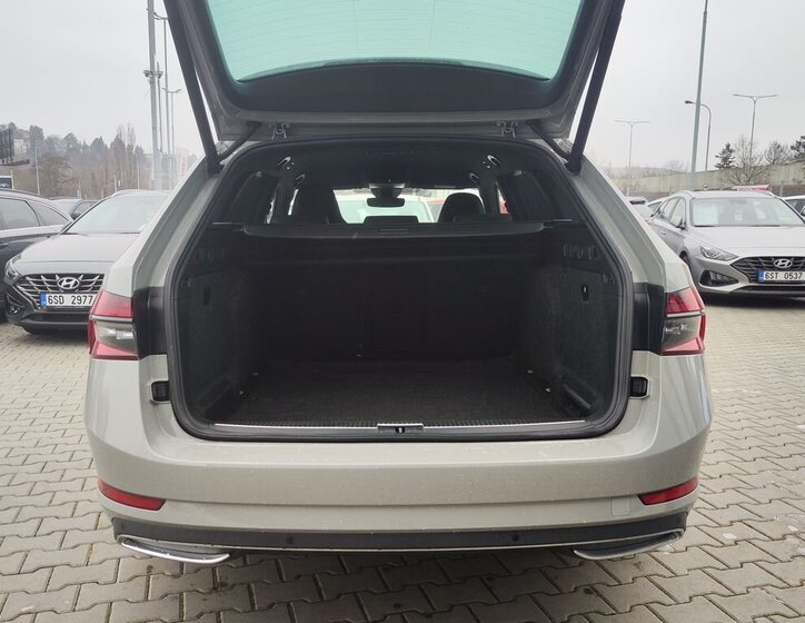 Škoda Superb Kombi 2,0 l 140 kw