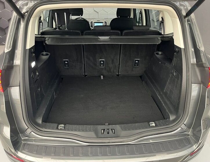 Ford S-MAX MPV 2,5 l 140 kw