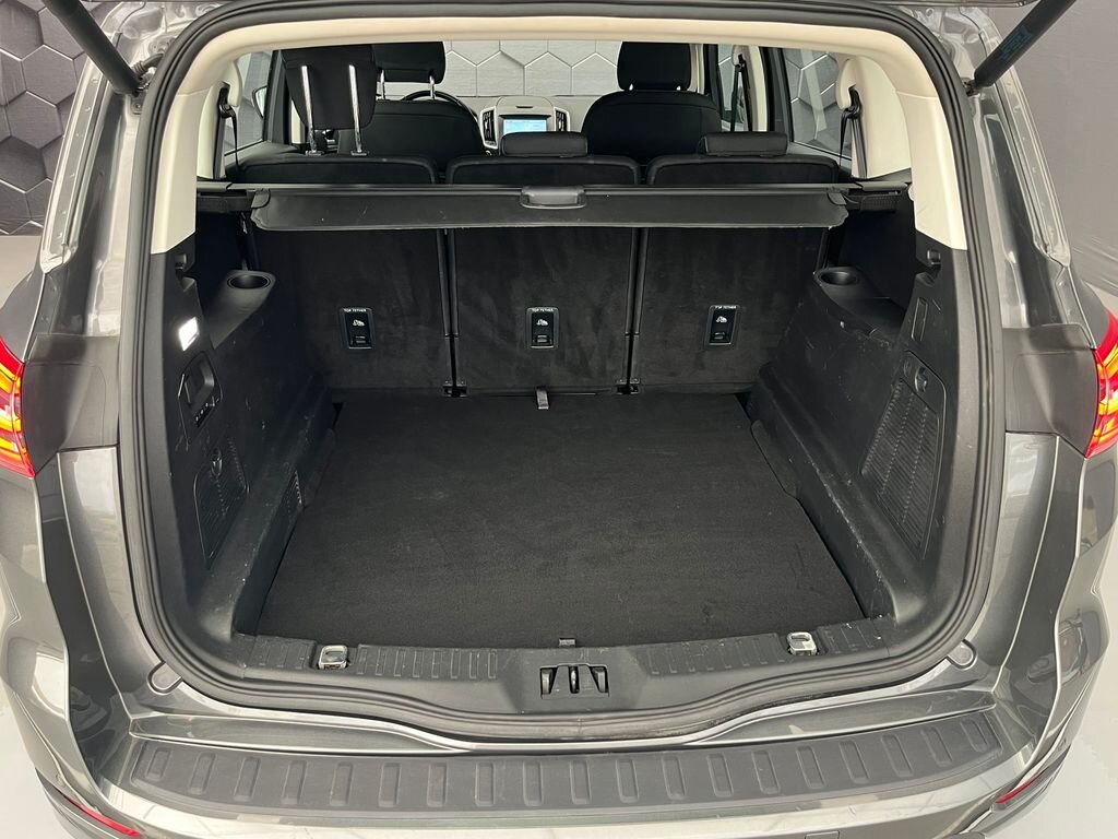 Ford S-MAX MPV 2,5 l 140 kw