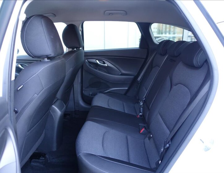 Hyundai i30 Kombi 998,0 88 kw