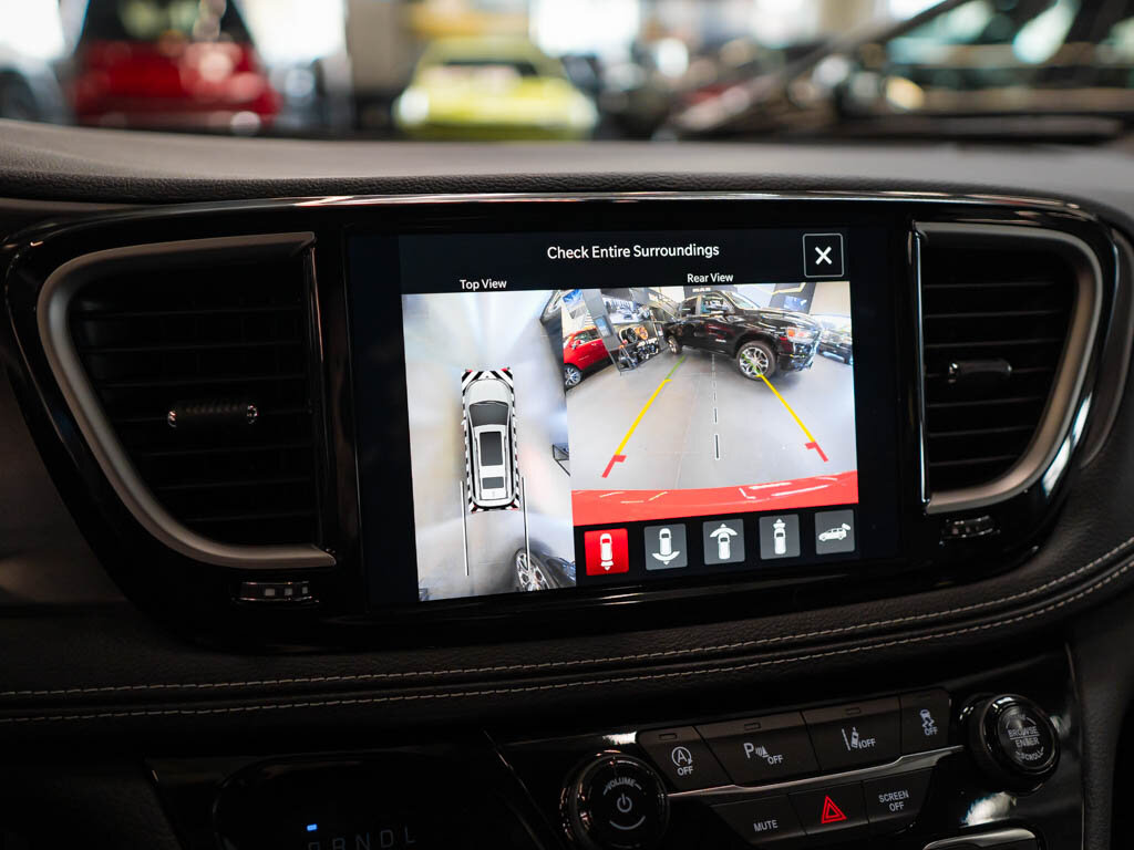 Chrysler Pacifica MPV 3,6 l 221 kw