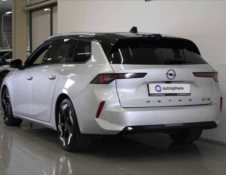 Opel Astra Kombi 1,6 l 165 kw