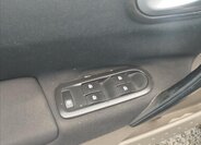 Renault Mégane Sedan / Limuzína 1,4 l 72 kw