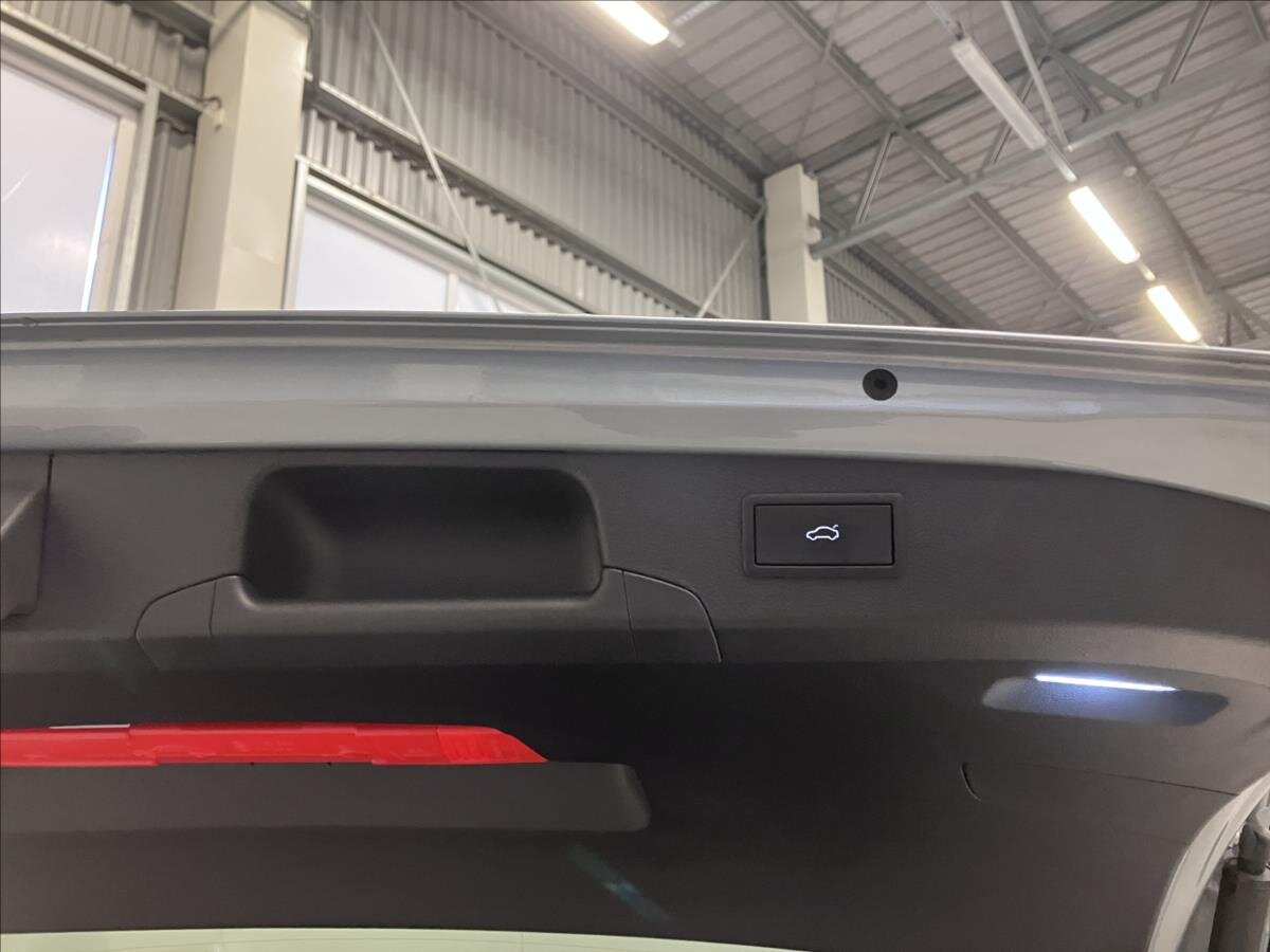 Škoda Superb Kombi 2,0 l 110 kw