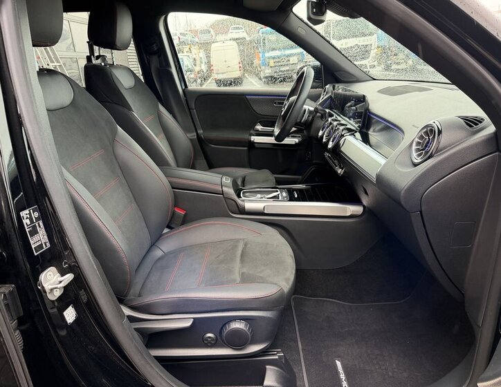 Mercedes-Benz GLB SUV / Terénní 2,0 l 110 kw