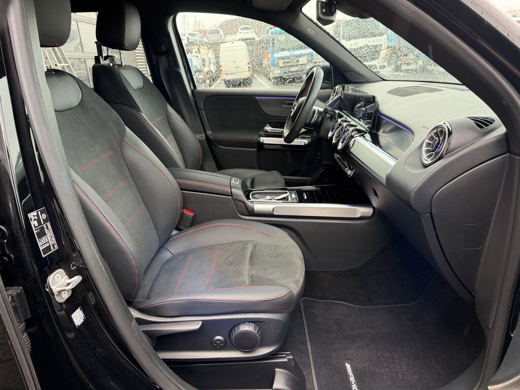 Mercedes-Benz GLB SUV / Terénní 2,0 l 110 kw